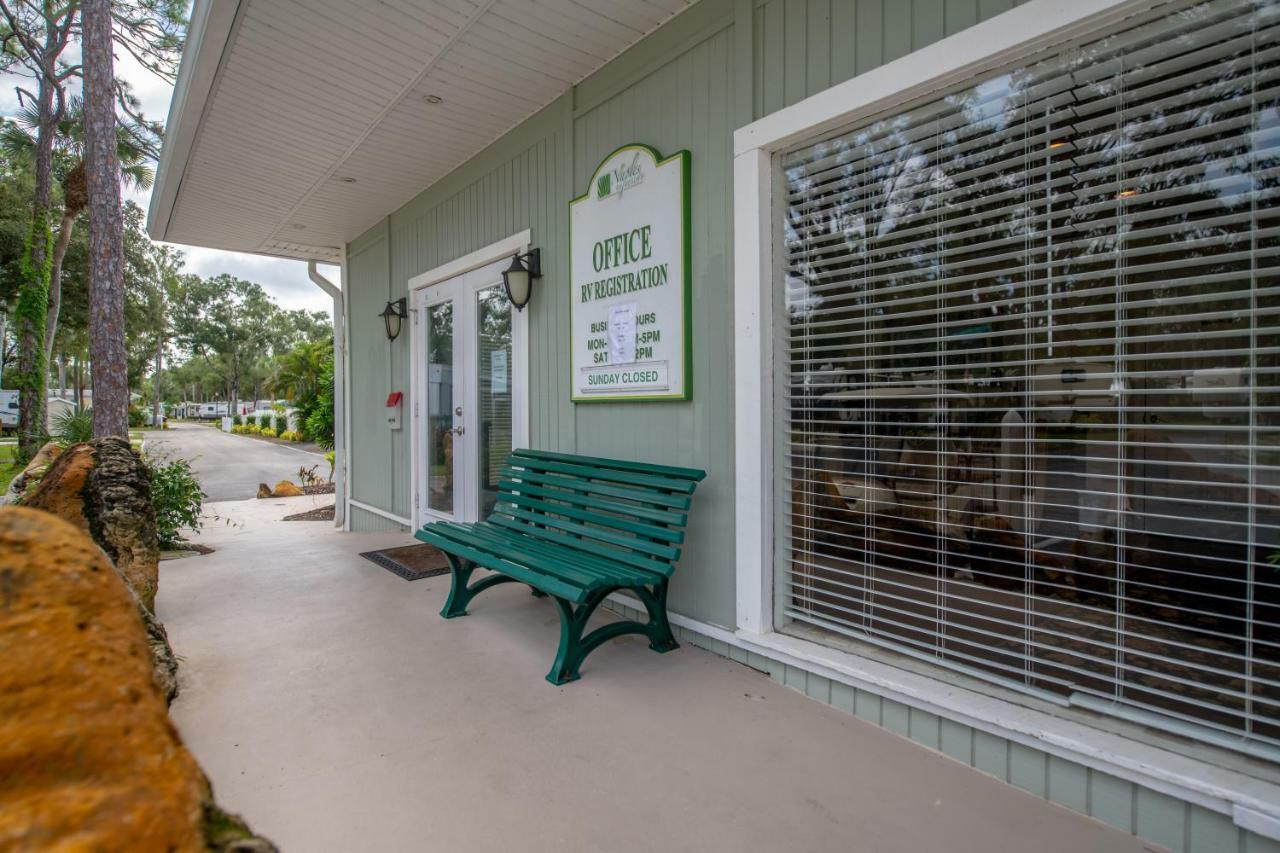 Naples Rv Resort Naples Manor Exterior foto